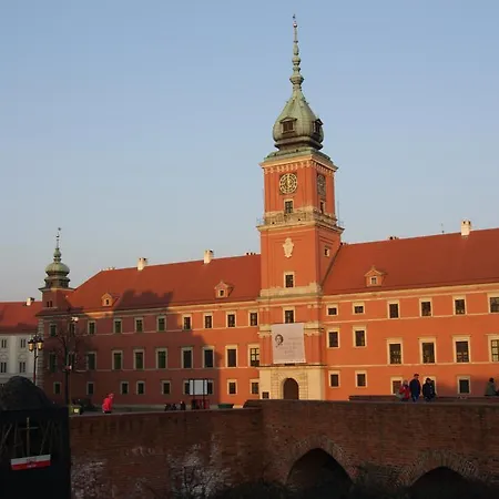 Castle Square Z Widokiem Na Plac Zamkowy I Zamek Krolewski Lejlighed Warszawa