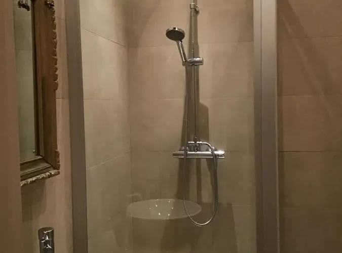 Castle Square Z Widokiem Na Plac Zamkowy I Zamek Krolewski * Warszawa