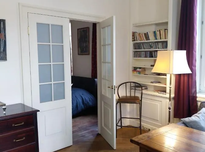 Castle Square Z Widokiem Na Plac Zamkowy I Zamek Krolewski Apartment Warsaw