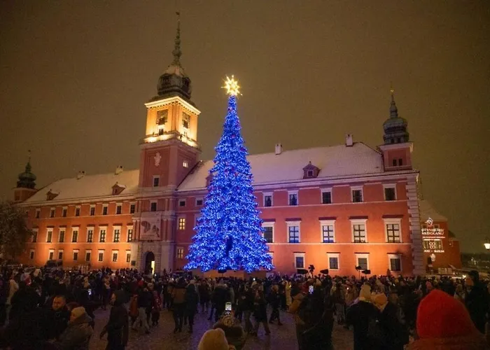 Castle Square Z Widokiem Na Plac Zamkowy I Zamek Krolewski Apartment