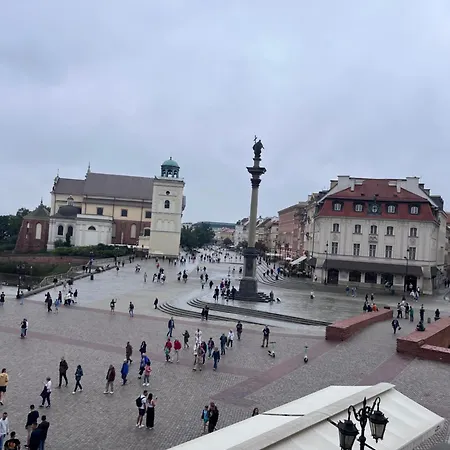 Castle Square Z Widokiem Na Plac Zamkowy I Zamek Królewski Apartament